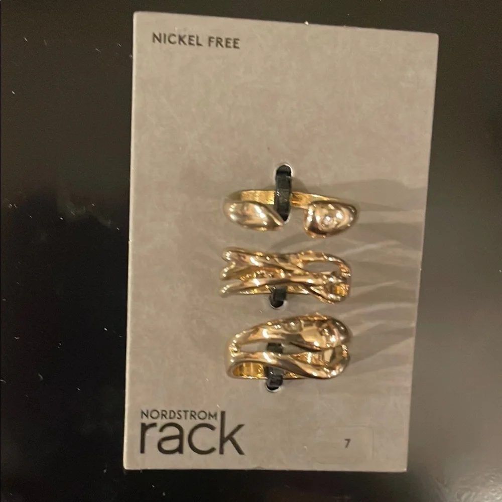 Nordstrom Rack Gold Rings Set - Picture 1 of 6